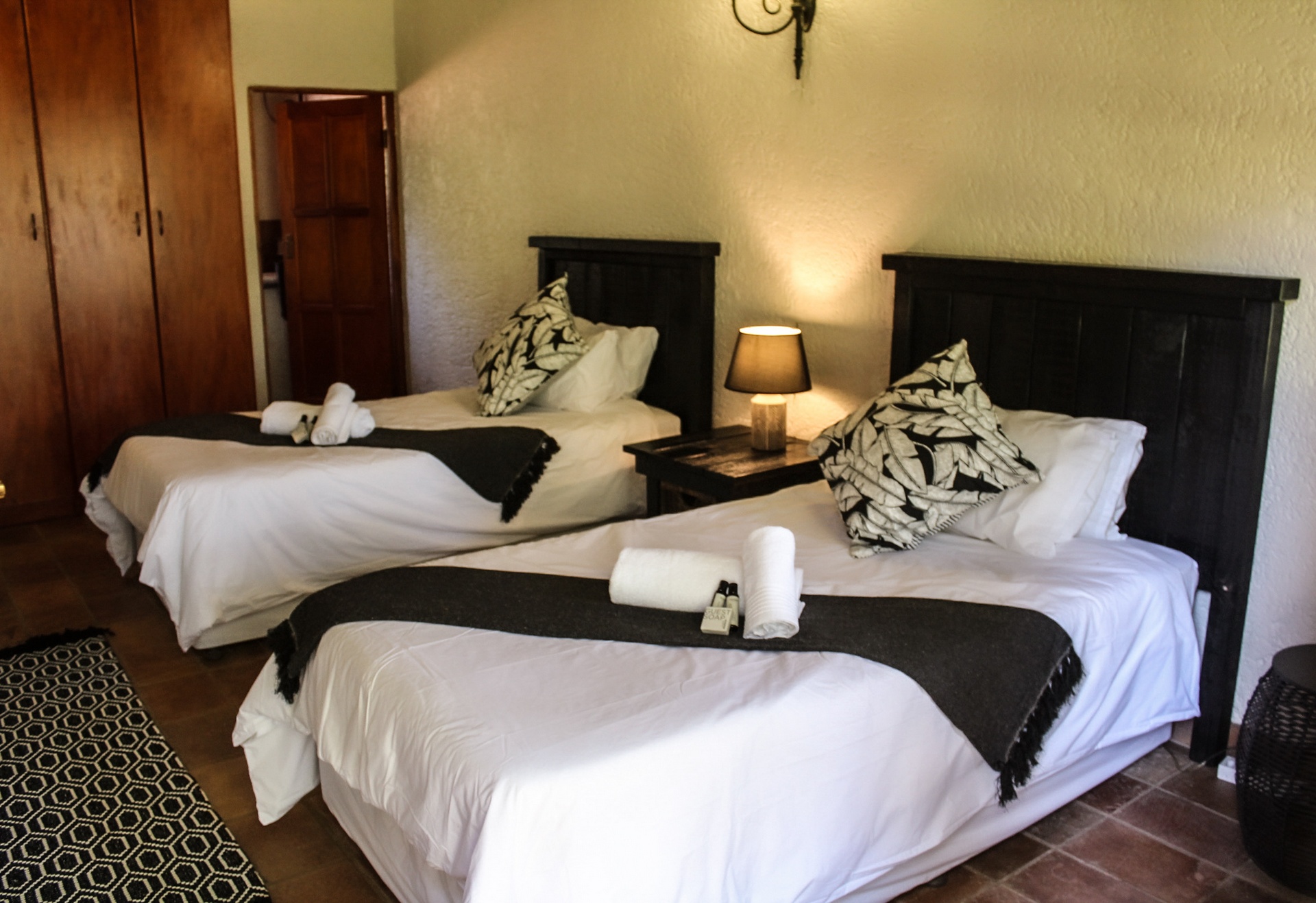 Kukama Hunting Safaris - Accomodation